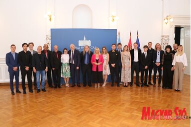 Az akadémia résztvevőit fogadták a városházán (Diósi Árpád felvétele)