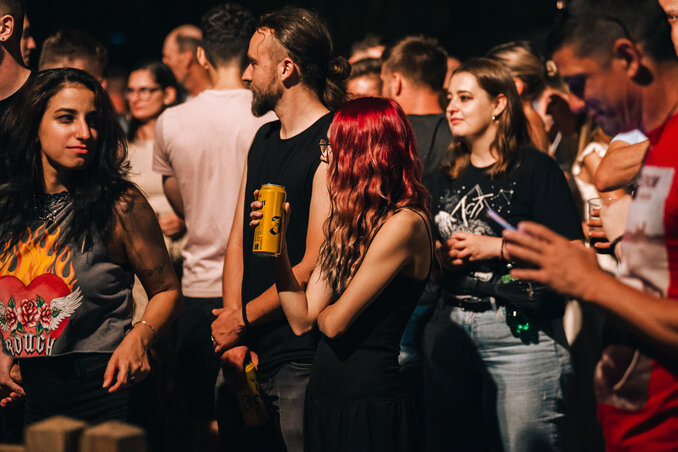 Estére kialakult a hangulat (Kádár Barbara felvétele) Estére kialakult a hangulat (Kádár Barbara felvétele)