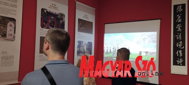 Sok érdekes tárgyat és információt kínál a kiállítás (Fotó: Lukács Melinda) Sok érdekes tárgyat és információt kínál a kiállítás (Fotó: Lukács Melinda)