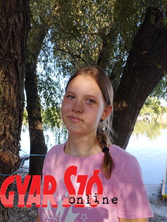 Zavargó Zoé Vivien (Zabos Kasziba Angéla felvétele) Zavargó Zoé Vivien (Zabos Kasziba Angéla felvétele)