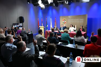 Több vajdasági magyar médiaintézmény igazgatójának és főszerkesztőjének a kinevezését hagyta jóvá a Magyar Nemzeti Tanács (Fotó: Molnár Edvárd felvétele)