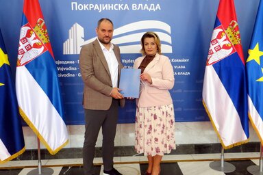 A tartományi kormány felvétele