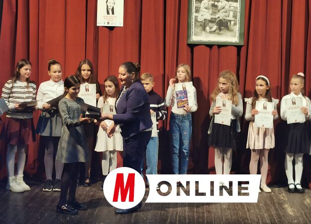 A díjkiosztás ünnepélyes pillanatai (Herceg Elizabetta felvétele) A díjkiosztás ünnepélyes pillanatai (Herceg Elizabetta felvétele)
