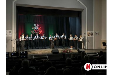 A Mendicus legfiatalabb táncosainak fellépése. (Fotó: Dér Dianna felvétele)