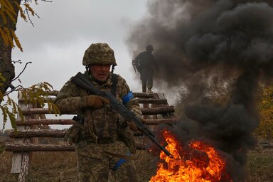 A válaszadók egyharmada bízik abban, hogy a román hadsereg képes lenne kitartani 48 órán át, ameddig szövetségesei segítségére sietnének a NATO szabályzatának megfelelően (Beta/AP)