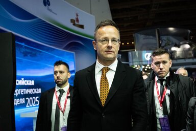 Szijjártó Péter a az Orosz Energiahét panelbeszélgetésénMoszkvában. (Fotó: Szijjártó Péter / Facebook)