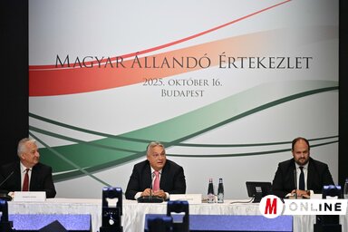 (fotografija Edvarda Molnara)