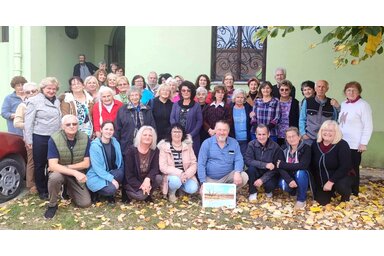 A festőtábor résztvevői (Fotó: Petőfi Sándor Magyar Kultúrkör)