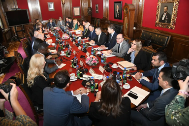 Mali vezetésével a pénzügyminisztérium delegációja ma megkezdte a tárgyalásokat az IMF küldöttségével. (Fotó: Beta / Milan Ilić)