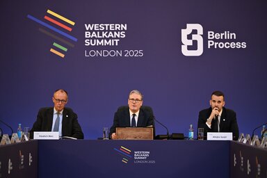 Az idén már 36.734 migráns érkezett illegálisan Nagy-Britanniába, és a szám tovább nőhet (Fotó: Beta/AP)