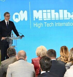 Digitális útlevelek két éven belül, gazdasági fellendülés 2030-ig. (Fotó: Aleksandar Vučić / Facebook)