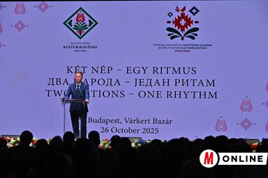 Hankó Balázs kultúráért és innovációért felelős miniszter ünnepi beszédében a két nép közötti barátságot és a közös értékek fontosságát hangsúlyozta (Fotó: Ótos András felvétele) Hankó Balázs kultúráért és innovációért felelős miniszter ünnepi beszédében a két nép közötti barátságot és a közös értékek fontosságát hangsúlyozta (Fotó: Ótos András felvétele)