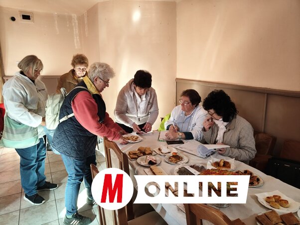 A kukoricamóván a süteményeket is elbírálták A kukoricamóván a süteményeket is elbírálták