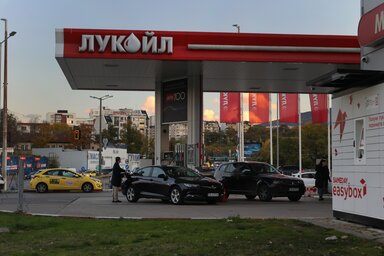 Lukoil töltőállomás Bulgáriában (Fotó: Beta/AP) Lukoil töltőállomás Bulgáriában (Fotó: Beta/AP)