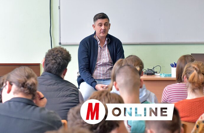 Fodor Szabolcs a saját tapasztalatait osztotta meg a diákokkal Fodor Szabolcs a saját tapasztalatait osztotta meg a diákokkal