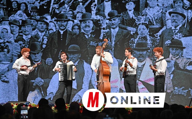 Egymást követték a lenyűgöző fellépők, minden produkció újabb színt vitt az ünnepbe (Ótos András felvétele) Egymást követték a lenyűgöző fellépők, minden produkció újabb színt vitt az ünnepbe (Ótos András felvétele)