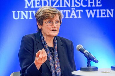 A napokban újra olyan videók és hirdetések jelentek meg az interneten, amelyekben Karikó Katalin nevével és képmásával élnek vissza (Fotó: MTI) A napokban újra olyan videók és hirdetések jelentek meg az interneten, amelyekben Karikó Katalin nevével és képmásával élnek vissza (Fotó: MTI)