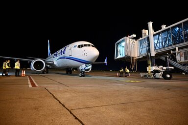 Az első repülés 5 óra 40 percig tartott, míg korábban, átszállással, az útvonal megtétele akár 13–14 órát is igénybe vett (Fotó: Beta)