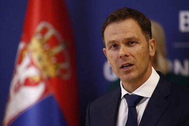 A pénzügyminiszter emlékeztetett arra, hogy augusztusban az átlagbér 950 euró volt, decemberre pedig meghaladja majd az 1000 eurót (Fotó: Beta)