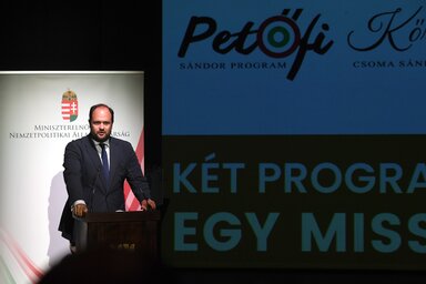 Korábbi felvétel/Nacsa Lőrinc, a Miniszterelnökség nemzetpolitikáért felelős államtitkára