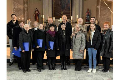 Csoportkép a fellépőkről /Fotó: Szent Imre herceg plébánia