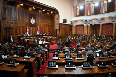 Nyolc új tagot választott a parlament, a kisebbségi hely egyelőre üresen maradt. ( Beta /Pedja Vučković felvétele)