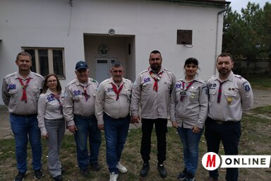 A topolyai cserkészek egy csoportja a támogatói fogadáson (Fotó: Tóth Péter felvétele)