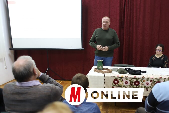 Nagy Tibor a vándorlás előzményeiről beszélt (Fotó: Lakatos János)