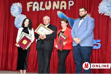 A falunapon átadták a díszpolgári címet és az elismeréseket is