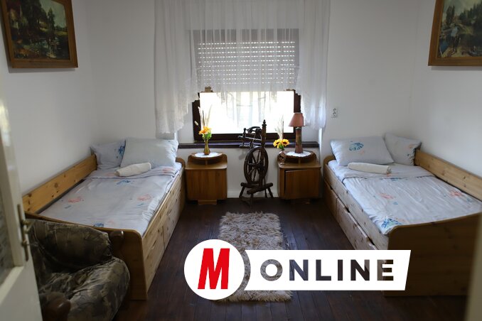 zlésesen berendezett szobákat alakítottak ki