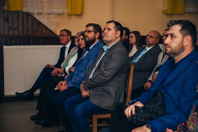 Zsúfolásig megtelt a terem (Fotó: Kádár Áron)
