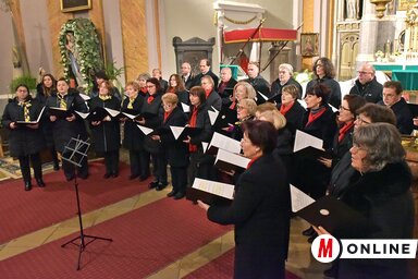 Az Emmanuel Kamarakórus és a Musica Sacra énekkar. (Fotó: Gergely Árpád)