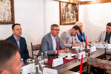 Dragan Glamočić balról a második (Fotó: Beta)