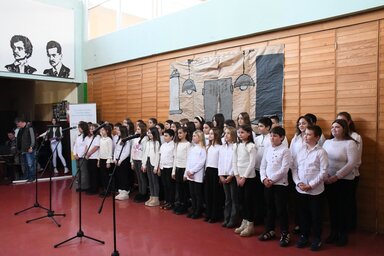 Az iskola kórusa két alkalommal lépett fel (Fotó: Paraczky László)