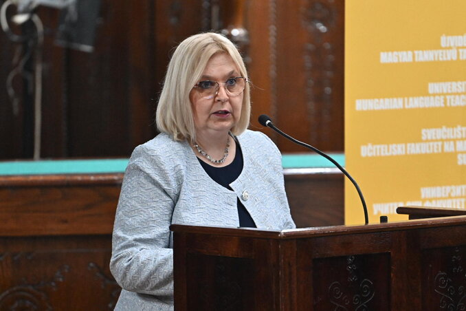 Dr. Pintér Krekić Valéria, az MTTK dékánja