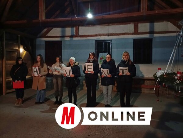 A hit lángját Szemerédi Lúcia és Szemerédi Orsolya gyújtotta meg