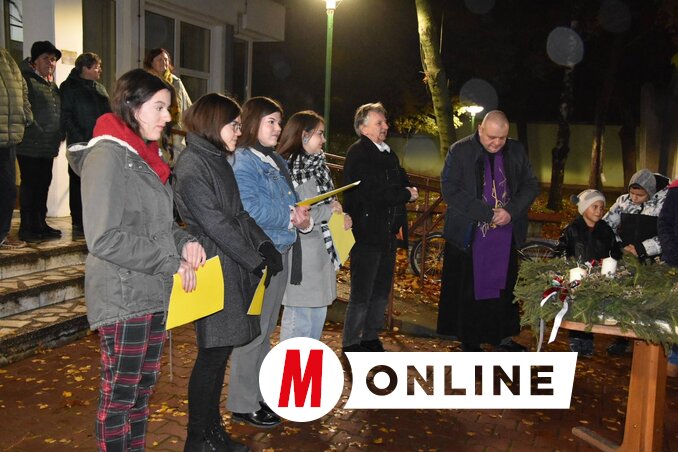 A megjelenteket Dobai János, a tordai helyi közösség tanácsának elnöke köszöntötte (Fotó: Vidács Hajnalka)