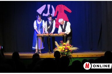 A citerazenekar hangulatos dallamokkal mutatta be az elmúlt évad munkáját (Fotó: Kecskés István)