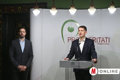 Ezúttal házvásárlásra, valamint kezdő vállalkozások támogatására lehet pályázni (Fotó: Molnár Edvárd felvétele)