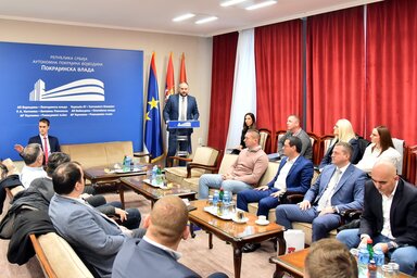 A jóváhagyott összegek révén 21 önkormányzat 26 projektje részesül tartományi támogatásban (Fotó: Tartományi Kormány)