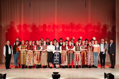 A Bekecs Néptáncegyüttes (Fotó: Bekecs Néptáncegyüttes)