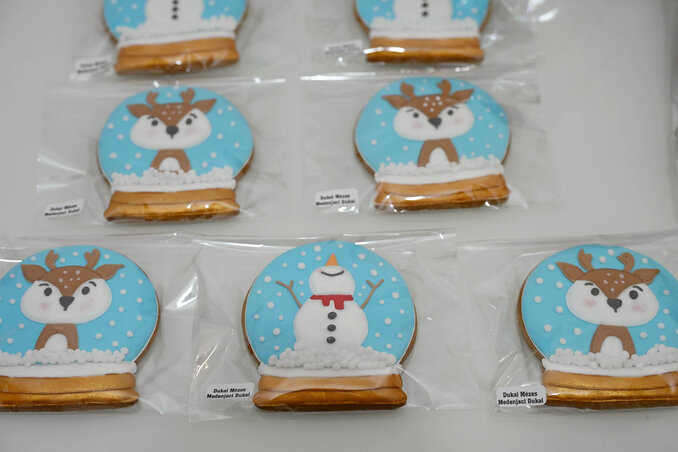 Nemcsak sütemény, hanem alkalmi ajándéktárgy is