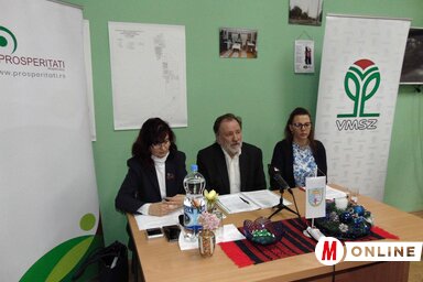 Az új stratégiát Székelykevén prof. dr. Szedlák Ottilia, prof. dr. Nagy Imre, és Hézső Gabriella mutatta be/Vidács Hajnalka