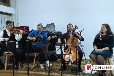 A helybeli Ringató zenei foglalkoztató ünnepváró koncertje igazi bensőséges élményt nyújtott kicsiknek és nagyoknak egyaránt (Fotó: Horváth Zsolt felvétele)