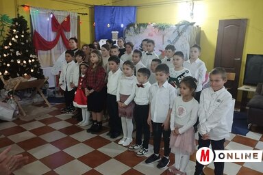 Az óbecsei Lurkóház védencei minden évben nagy örömmel készülnek a karácsonyi műsorra (Fotó: Kancsár Izabella felvétele)