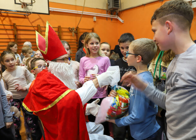 A Mikulás örömöt szerzett mindenkinek (Varga Zoltán felvétele)