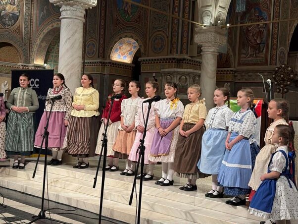 Az egyesület Csicsergő Kórusa Szegeden, a Dómban mutatta meg tehetségét/Fotó: Talentum Egyesület Facebook-oldala