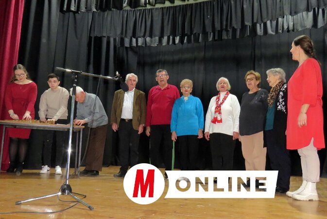 Az ünnepi műsor fellépői (Kecskés István felvétele)