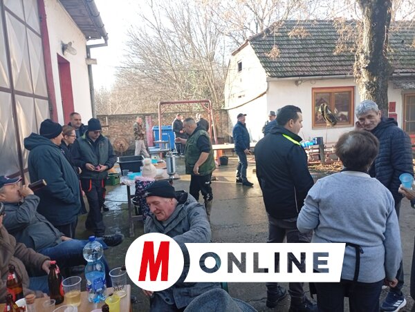 A rendezvény összehozta a magyarcsernyeieket (Fotó: Vidács Hajnalka felvétele)