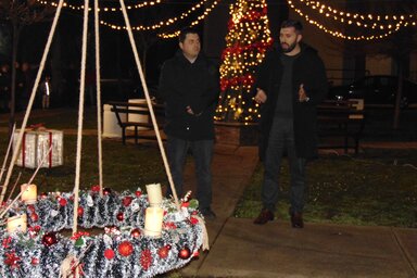 Az egybegyűltekhez nt. Kovács Csaba tiszteletes és Kerekes József tanácselnök szólt / Fotó: Vidács Hajnalka